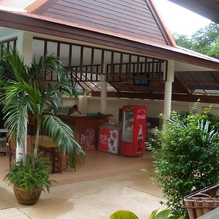 Aparthotel Emerald Palace à Pattaya Extérieur photo